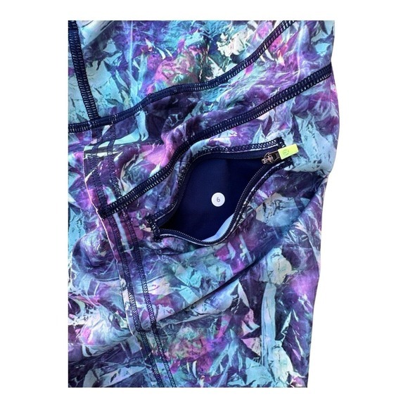 Lululemon Run Inspire Crop II Leggings Full-On Luxtreme Iridescent Multi Size 6 - Picture 3 of 4